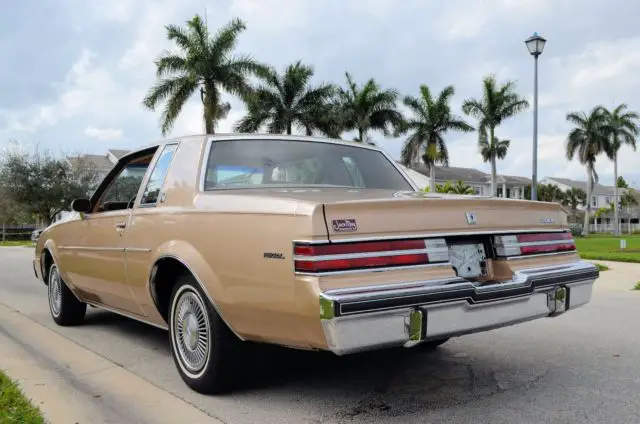 barrett jackson quality 100% as new collector car. non comparable