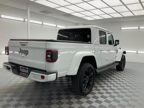 2023 jeep gladiator overland in topeka, kansas