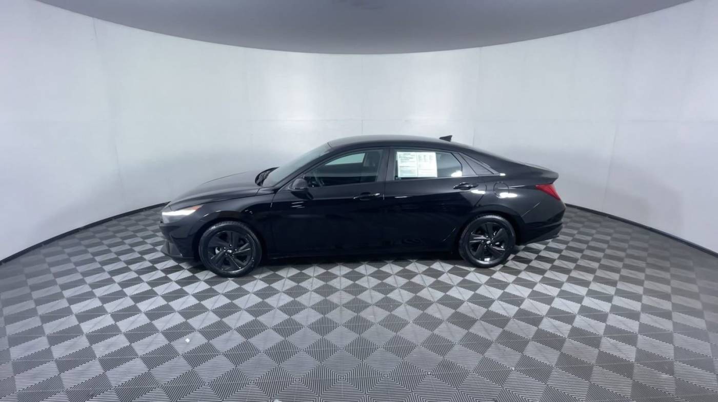 2021 hyundai elantra hybrid blue