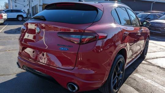 2021 Alfa Romeo Stelvio