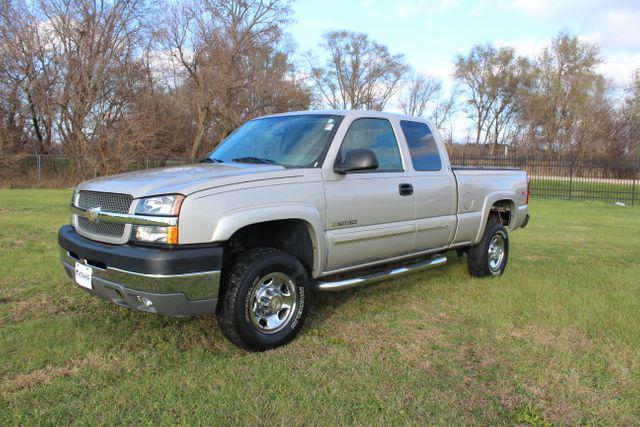 2004 chevrolet silverado 2500 ls h/d extended cab