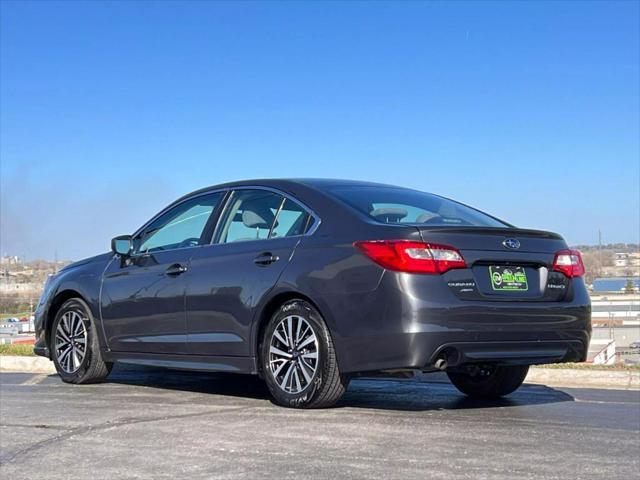2018 subaru legacy base
