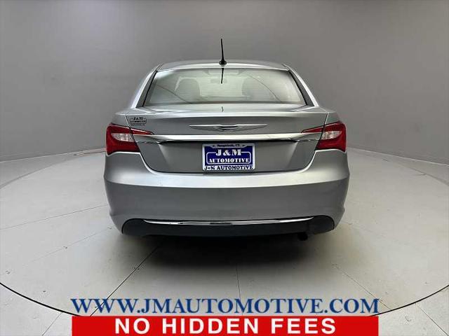 2014 chrysler 200 lx