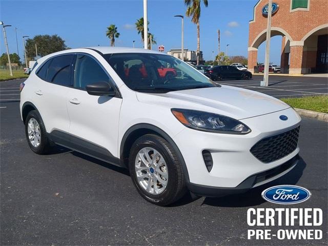 2022 ford escape se