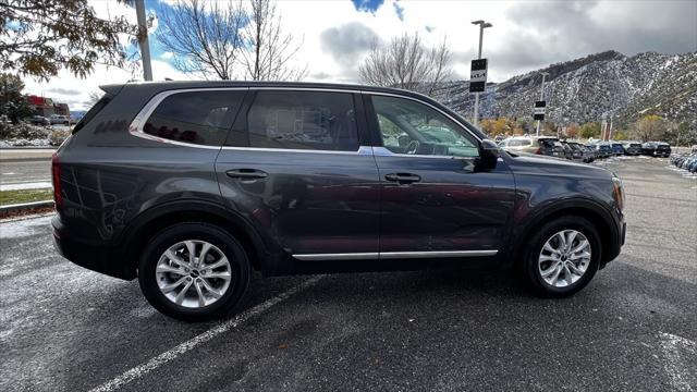2022 kia telluride lx