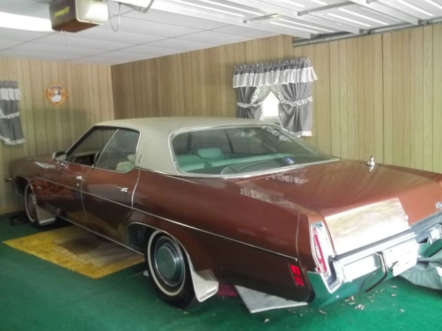 1971 oldsmobile delta 88 sedan