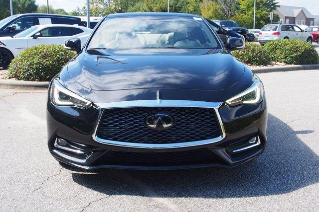 2022 infiniti q60 luxe