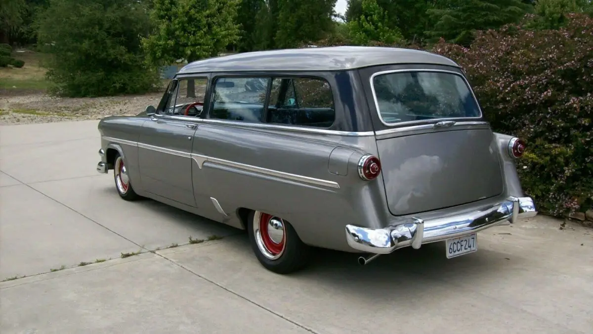 1954 ford 2 dr. ranch wagon