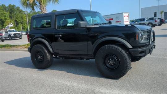 2022 ford bronco base