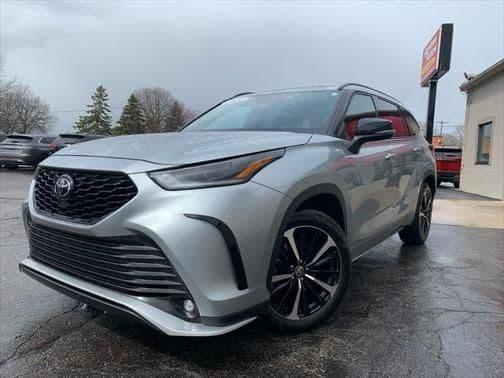 2021 toyota highlander xse in borculo, michigan