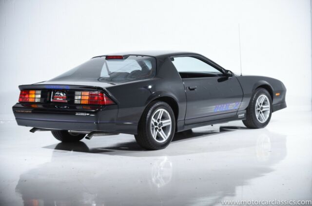 1986 chevy camaro iroc-z 5.0 tpi hard top