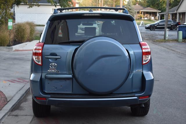 2011 toyota rav4 base