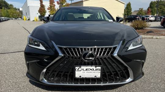 2025 Lexus ES
