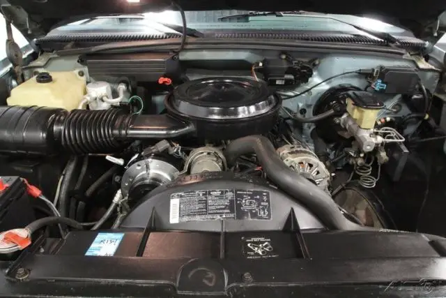 1990 4x4 used 5.7l v8 16v automatic 4wd