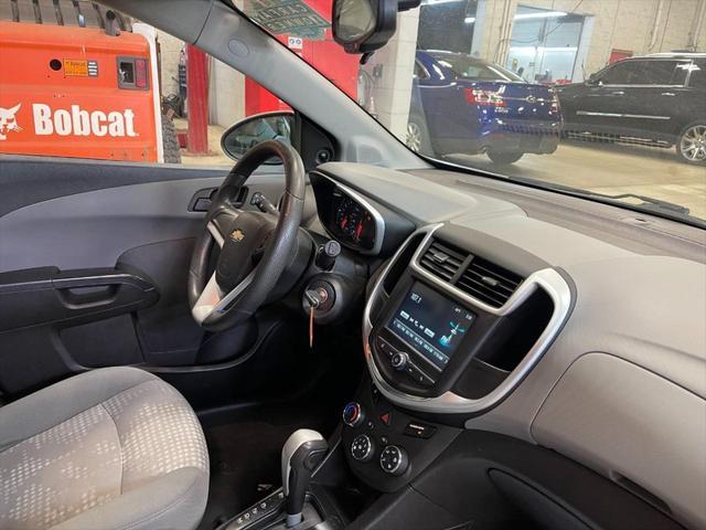 2017 chevrolet sonic lt