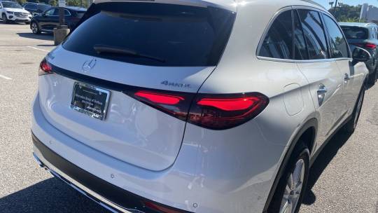 2025 Mercedes-Benz GLC