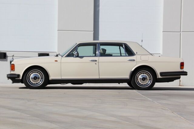 1990 rolls royce silver spur11