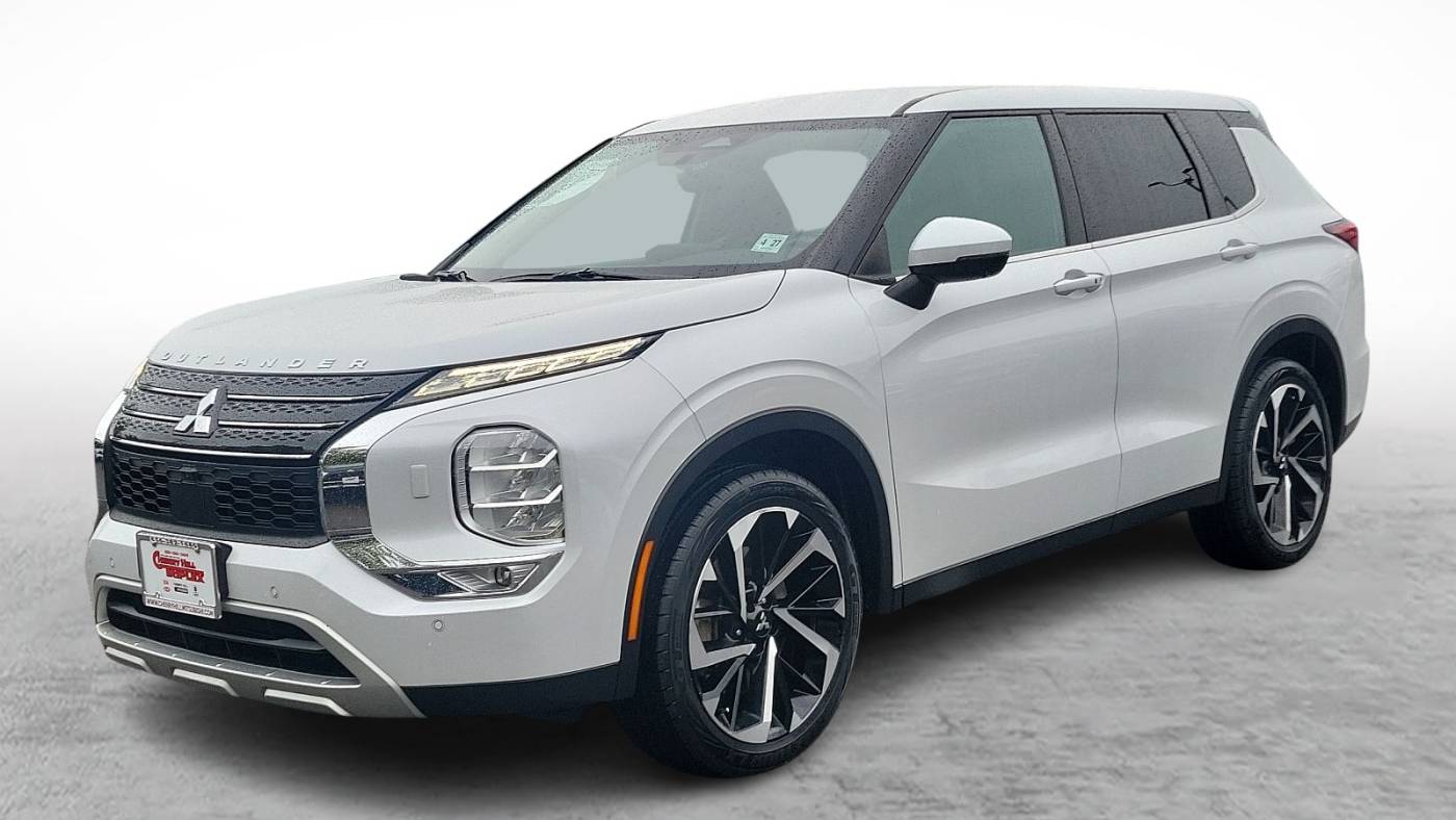 2022 mitsubishi outlander se