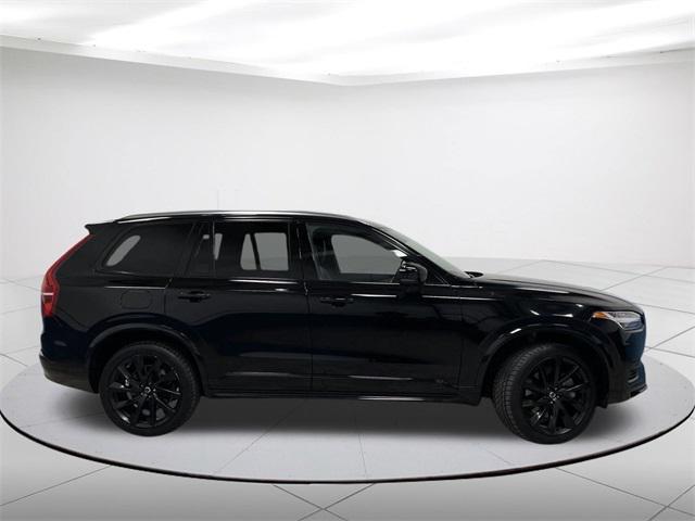 2022 volvo xc90 recharge plug-in hybrid t8 inscription expression 6 passenger
