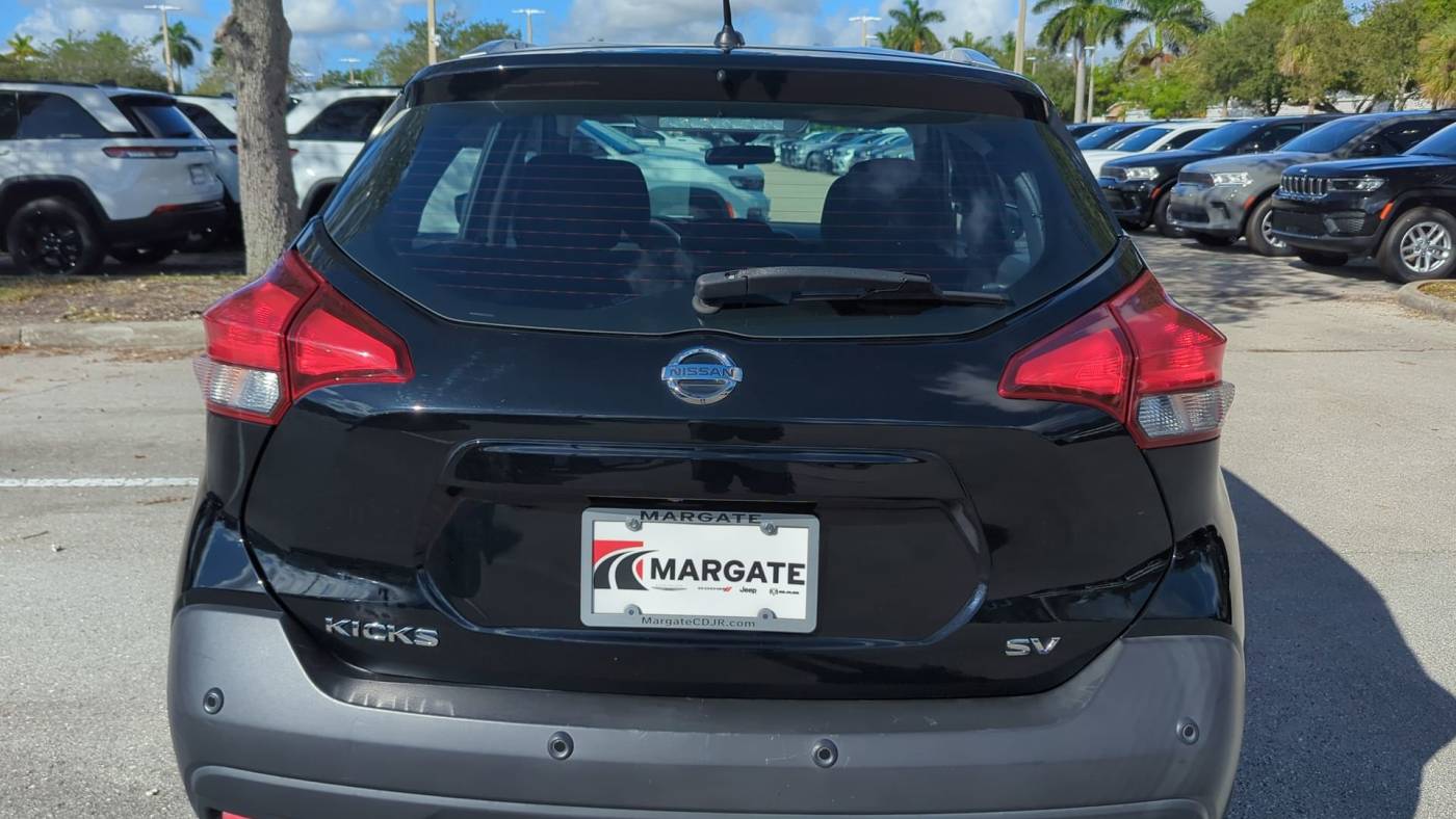 2020 nissan kicks sv
