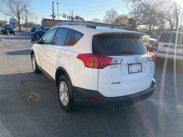 2015 toyota rav4 le