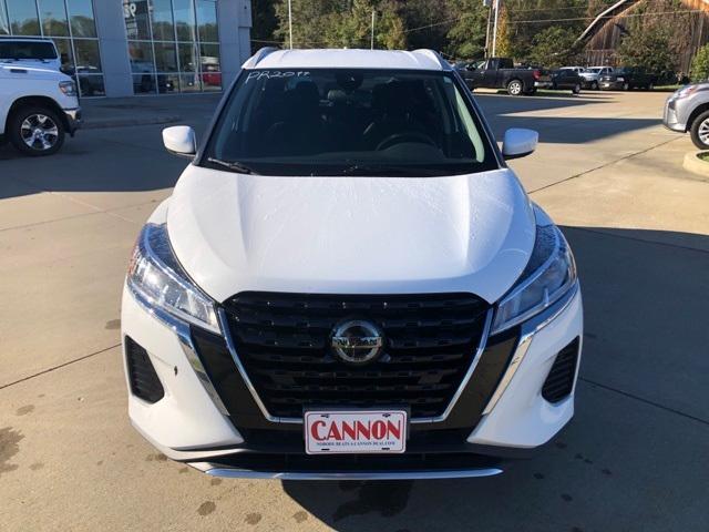 2021 nissan kicks sv