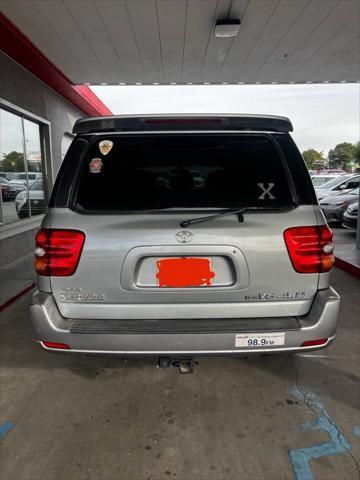 2004 toyota sequoia limited