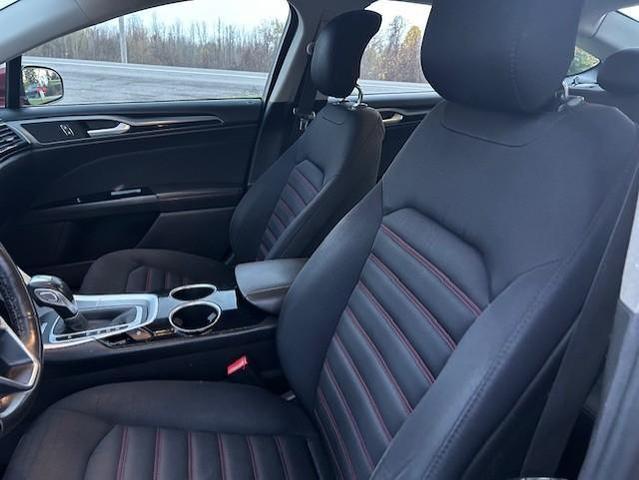 2013 ford fusion se