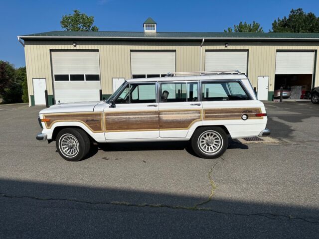 1990 jeep grand wagoneer suv white 4wd automatic