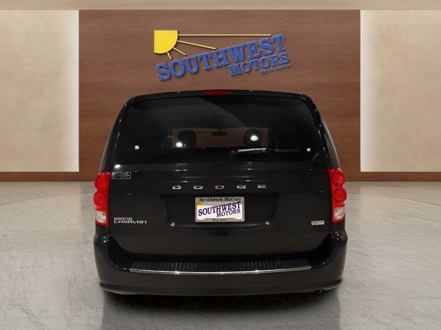 2017 dodge grand caravan se