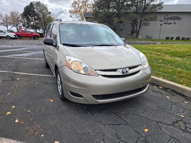 2009 toyota sienna ce