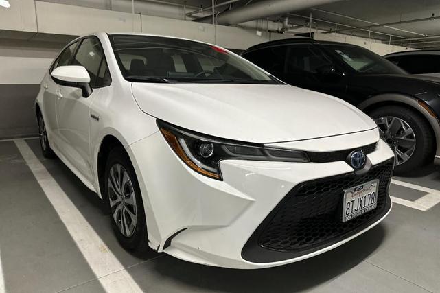 2021 toyota corolla hybrid le
