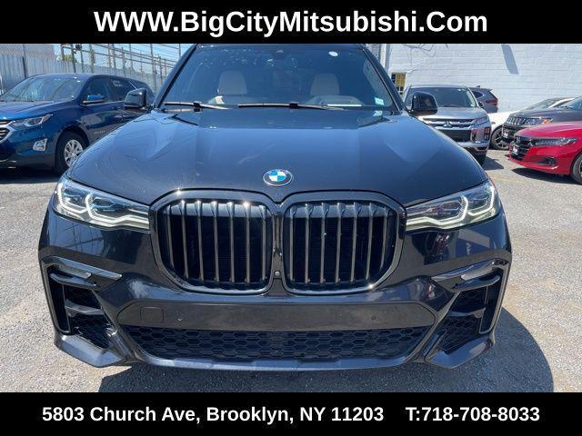 2021 bmw x7 m50i