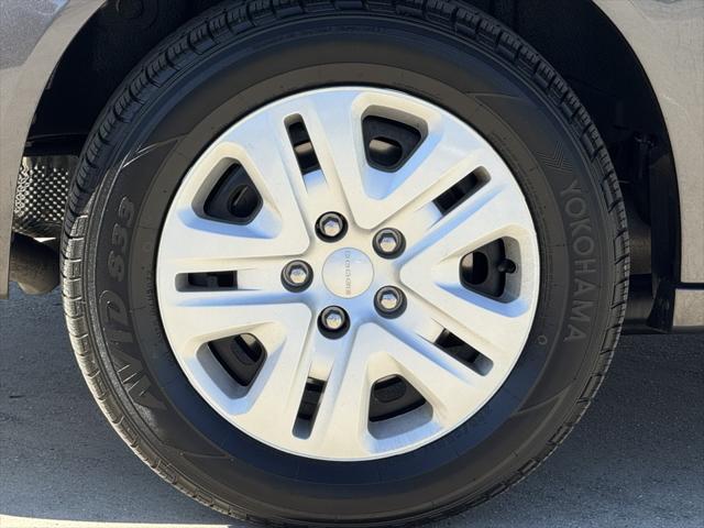 2019 dodge grand caravan se