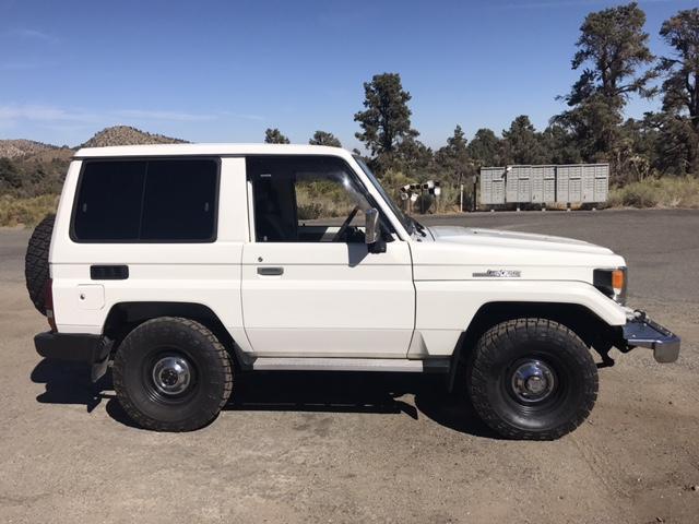 extremely clean toyota fj cruiser, diesel, right-hand drive in factory condition