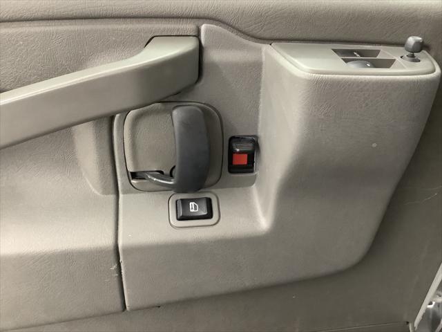 2022 gmc savana 2500 work van