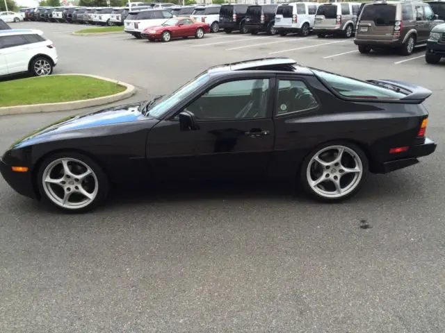 porsche 944 s2