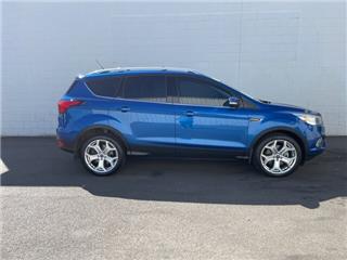 2019 Ford Escape titanium
