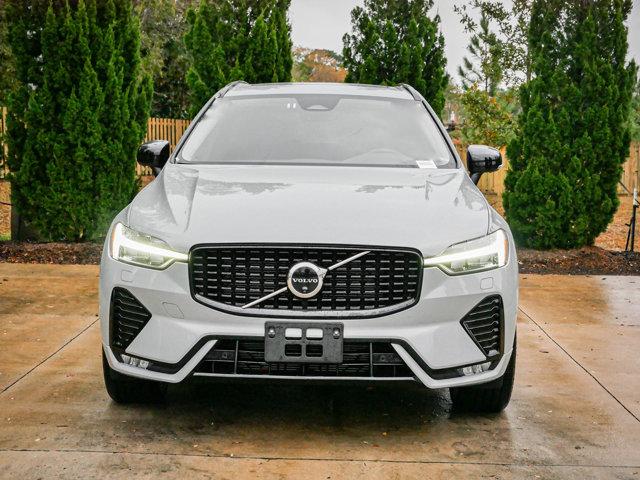 2024 volvo xc60 plus dark theme