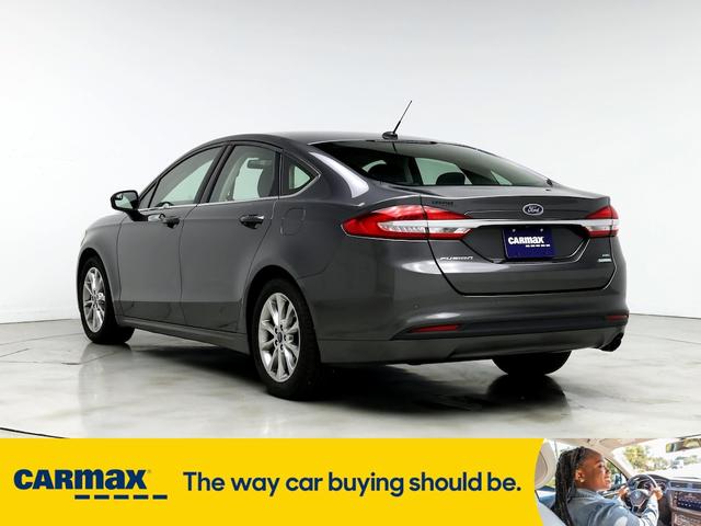 2017 ford fusion se