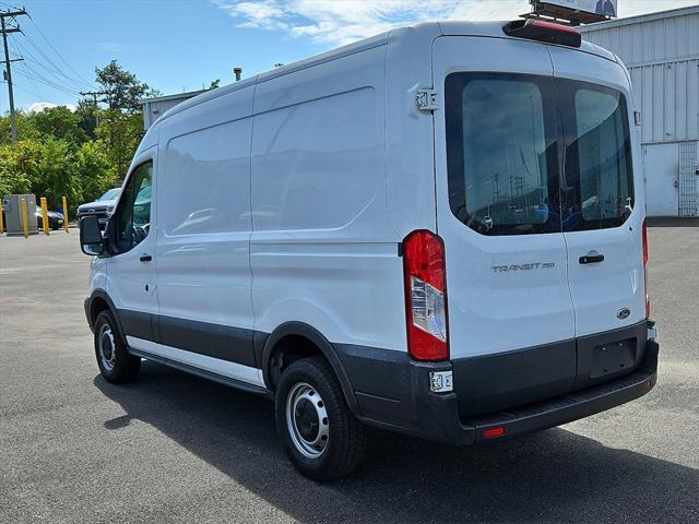 2018 ford transit-250 base