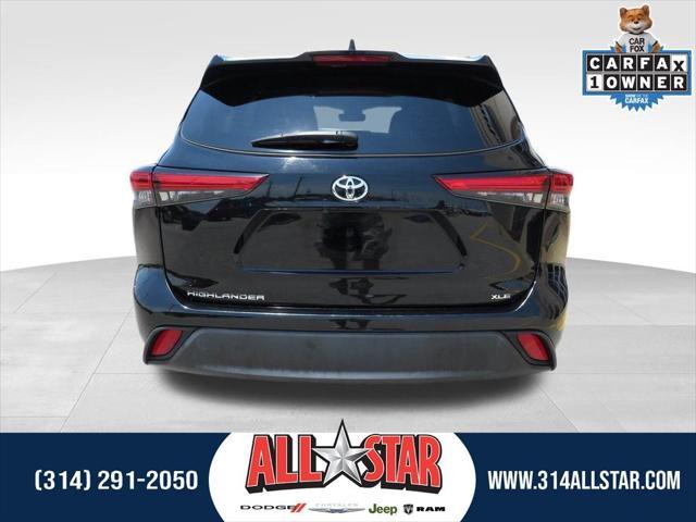 2022 toyota highlander xle