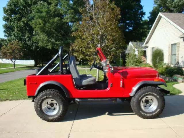 1976 jeep cj7 350 chevy-- fibeglass tub