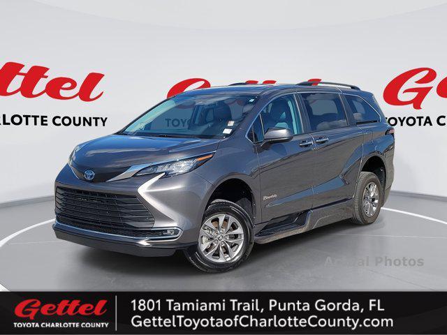 2023 toyota sienna xle 8 passenger
