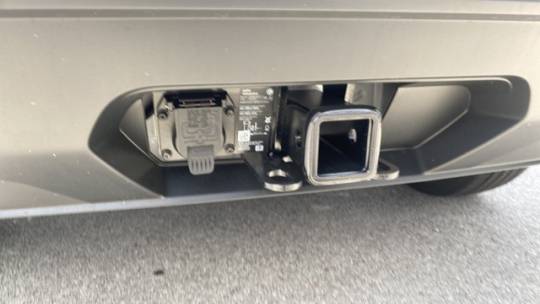 2024 Volkswagen Atlas Cross Sport se w/ technology