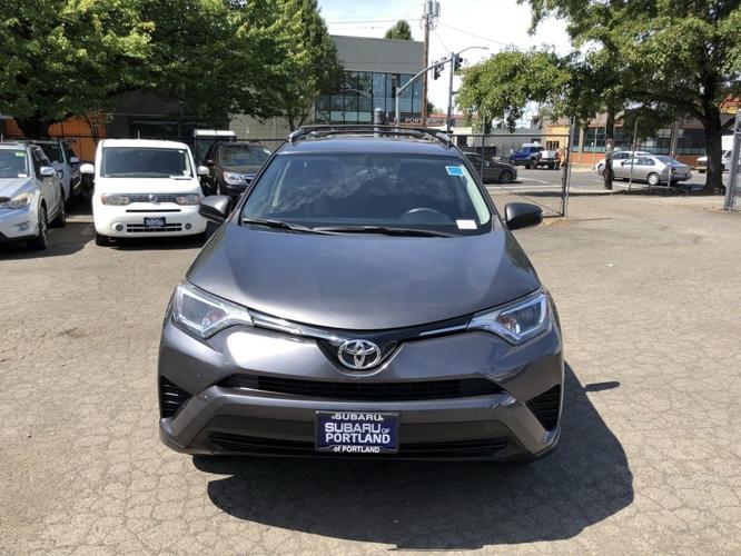 used 2016 toyota rav4 awd le portland, or 97214 for sale in portland, oregon