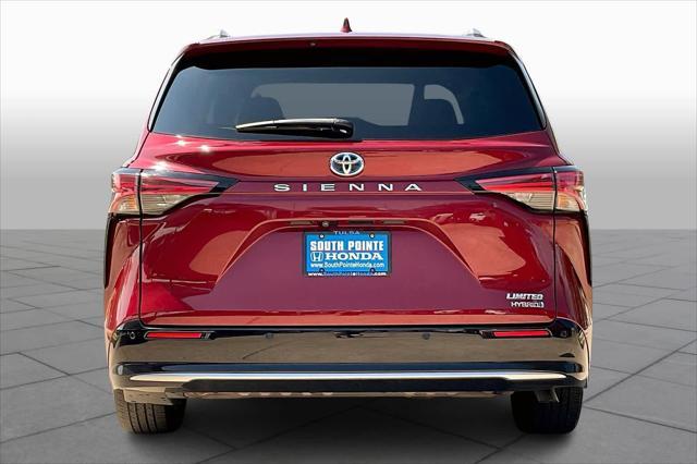 2021 toyota sienna limited 7-passenger