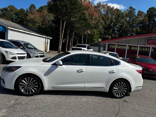 2018 kia cadenza premium