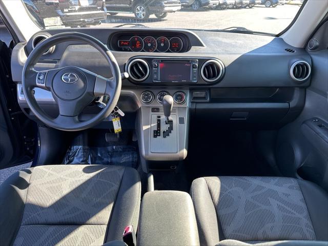 2013 scion xb 10 series