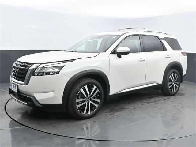 2024 nissan pathfinder platinum